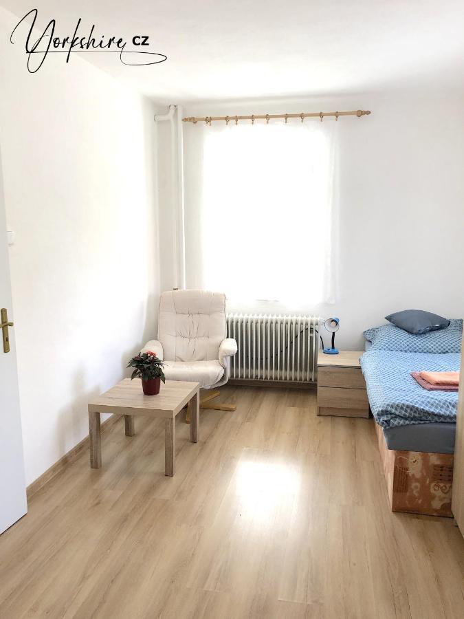 Apartment Yorkshire Bujanov Exterior photo